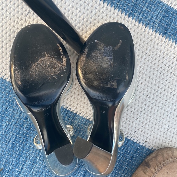 Burberry Silver Metallic pumps, chunky! Excellent Condition! Size ❤️🔥 - Picture 9 of 11